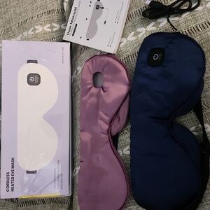 Cordless Heated Eye Mask with Purple and Blue Covers